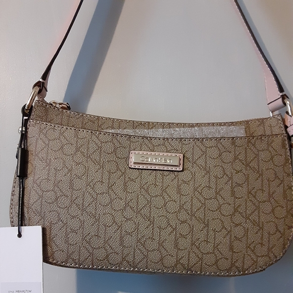 Purse - Picture 1 of 4